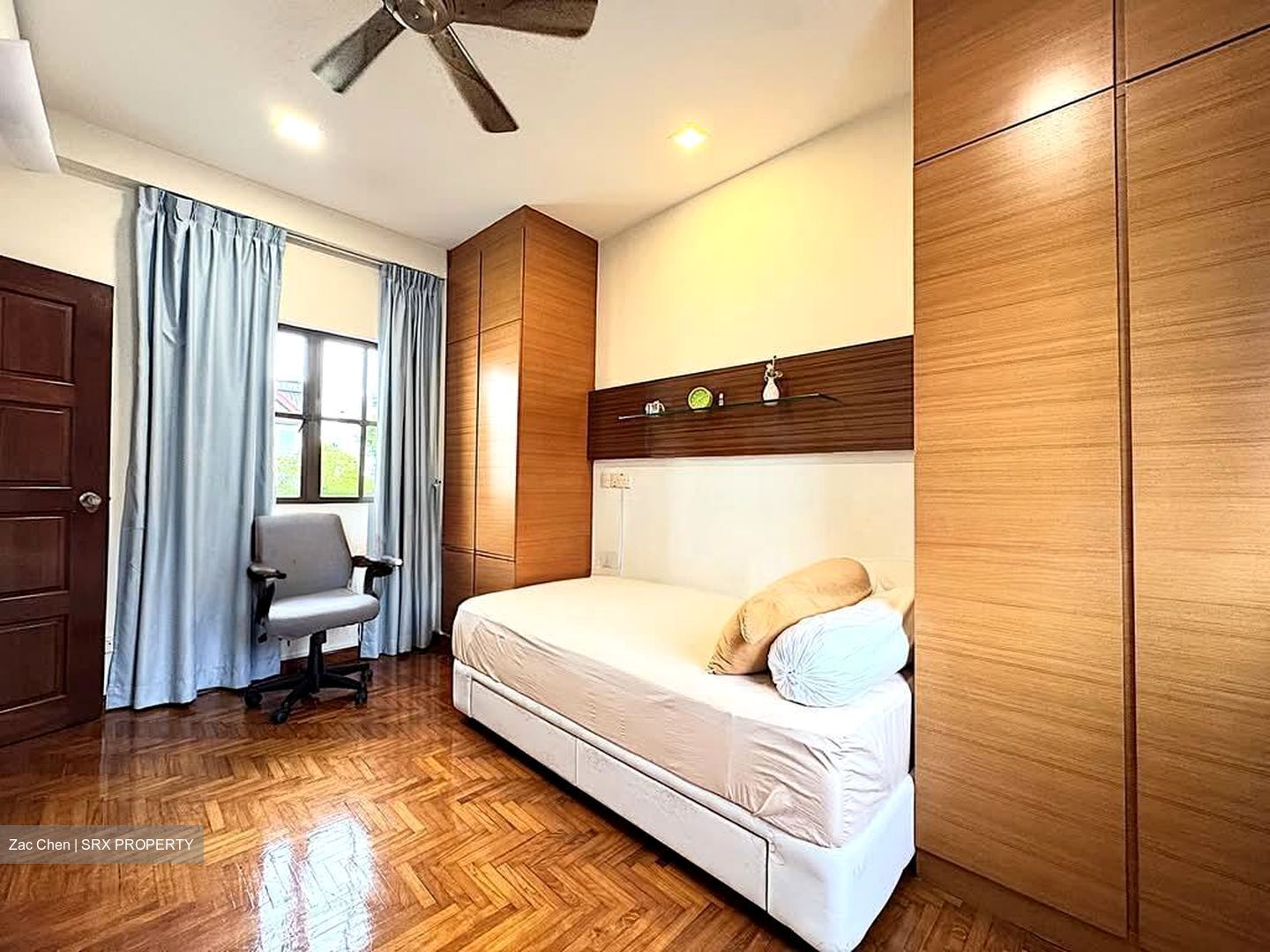Highland Cottages (D19), Terrace #575938421